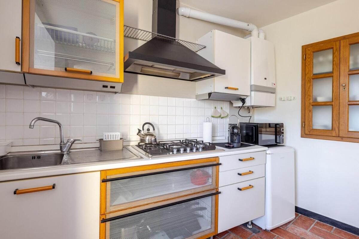 Quiet And Cozy With Wi-fi Casa Prearino Apartment